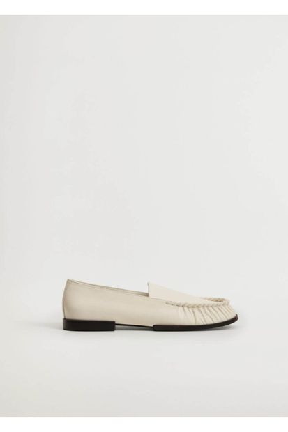 MANGO Woman Kadın Kırık Beyaz Büzgülü Deri Mokasen Ayakkabı - 3