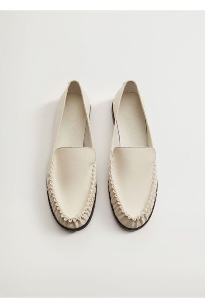 MANGO Woman Kadın Kırık Beyaz Büzgülü Deri Mokasen Ayakkabı - 5
