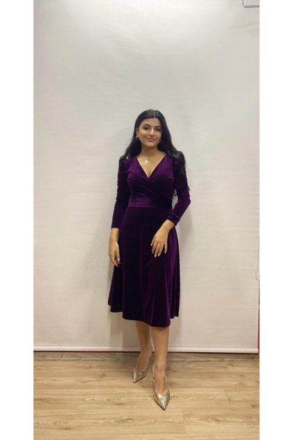 Belted Midi Length Double Breasted Collar Velvet Dress
