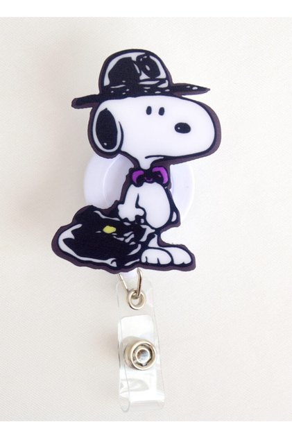 Detective Snoopy Themed Yoyo Collar Card Holder