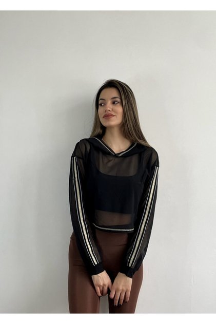 سويت شيرت رياضي مخطط بأكمام شفافة للنساء