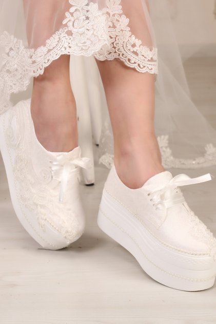 Eslem Pearl Wedge Heel Wedding Dress Shoes