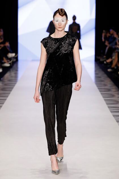zlem Erkan Stand Collar Embroidered Asymmetrical Evening Dress Blouse Pants  Set- Trendyol