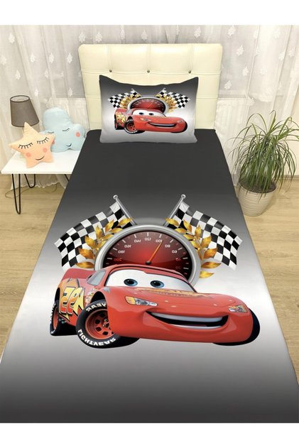 Flag Mcqueen Patterned Bedspread and Pillow