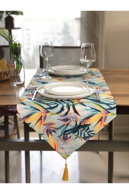 American Service, Casablanca Flower Runner