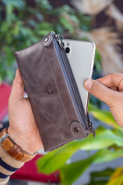 Roosevelt Hakiki Deri Telefon Bölmeli El Saplı Crazy Gri Unisex Portföy Cüzdan