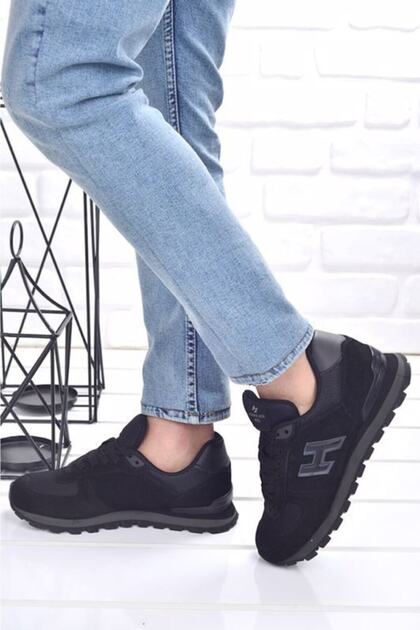 Men's Black Peru Sports Shoes 19250