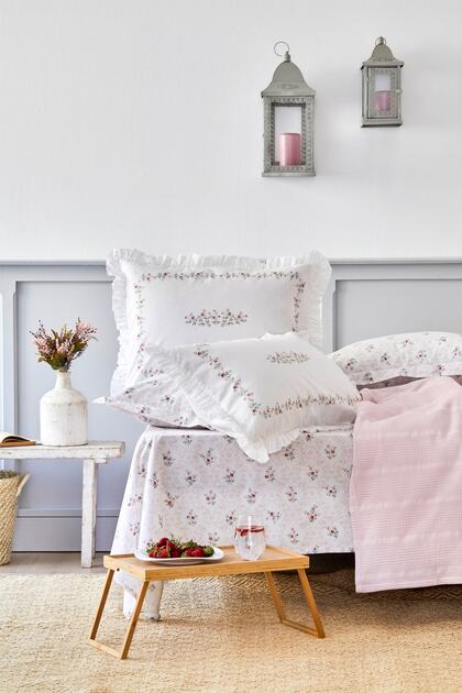 Karaca Home Ferula Pudra Çift Kişilik Fırfırlı Pike Set - Fiyatı