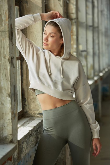 Плетен спортен суитшърт Stone Crop с качулка и полар отвътре TWOAW21SW0662