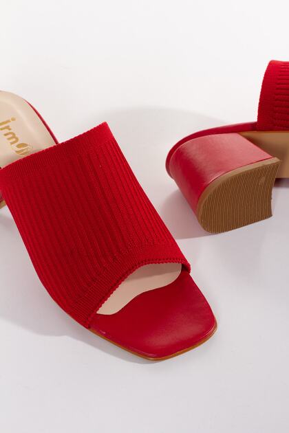 شبشب Angel Red Knitwear بكعب 5 سم