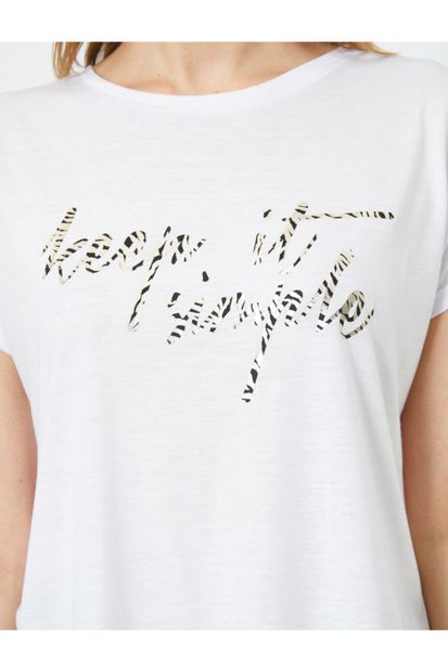 Koton Kadın Beyaz Yazılı Baskılı T-shirt - 5