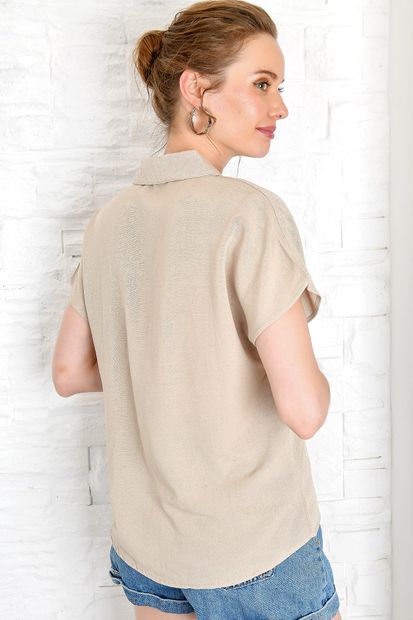 Trend Alaçatı Stili Kadın Bej Kısa Kol Keten Gömlek ALC-X4211 - 4