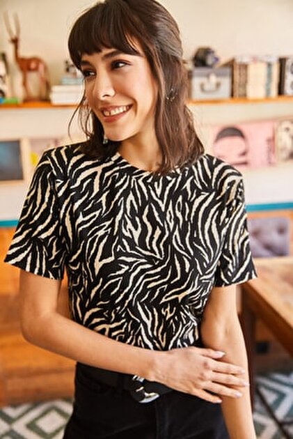Olalook Kadın Vizon Zebra Leopar Fitilli Örme Crop T-Shirt TSH