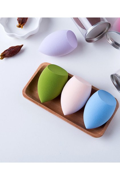 Pink 4 Piece Makeup Sponge Set