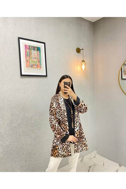 Μπουφάν με μπλούζα με διπλό μοτίβο Star Plus Size Leopard