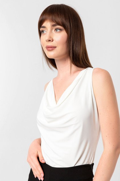 Ecru Alttan Çıtçıtlı Degaje Yakalı Bluz Body