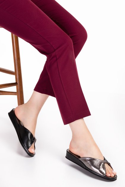 Women's Platinum Black Genuine Leather Stylish Slippers