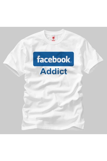 تي شيرت رجالي من Facebook Addict