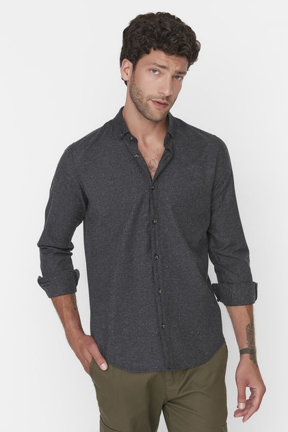 Čierna slim fit zimná košeľa s golierom na gombíky TMNAW20GO0094