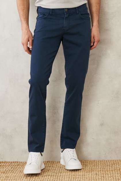 Erkek Lacivert 360 Derece Her Yöne Esneyen Rahat Slim Fit Dar Kesim Pantolon