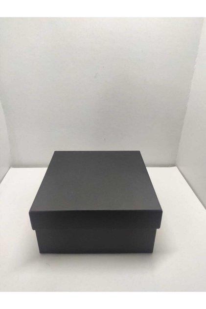 Siyah Kare Kutu Hediyelik Takılık 16x16