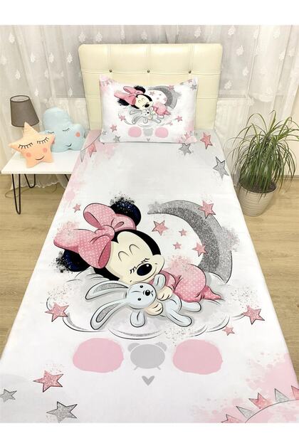 Sleeping Minnie Patterned Bedspread and Pillowcase