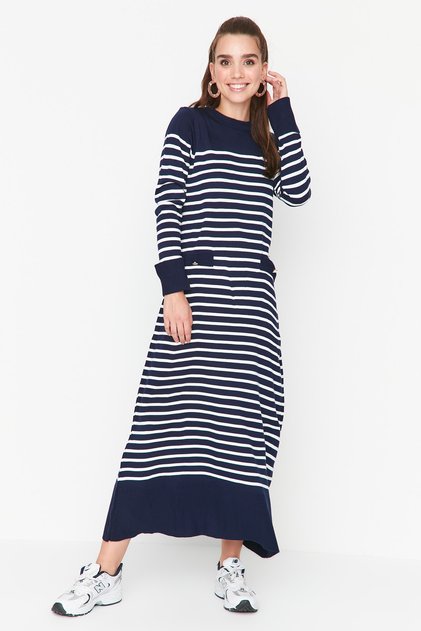 Navy Blue Striped Crew Neck Knitwear Dress TCTAW23EB00012