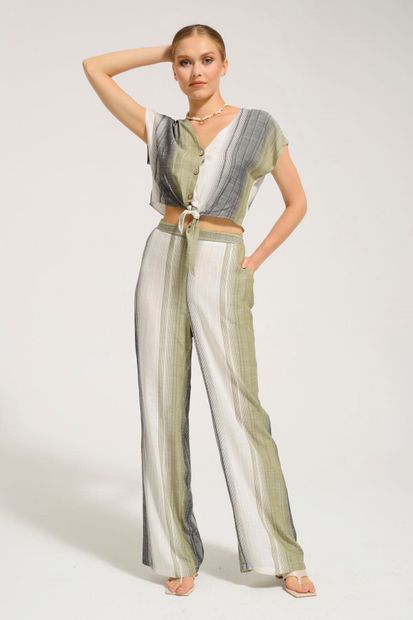 Batik Kadın Haki Çizgili Casual Kısa Kol Bluz Y42733 - 1