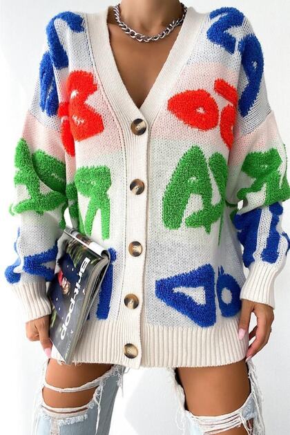 Gemusterte Strickjacke mit Knopfdetail