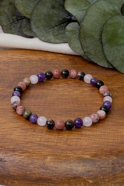 Love Love Bracelet (PINK QUARTZ, AMETHYST, OBSIDIAN, SUN STONE AND RODONITE STONE)