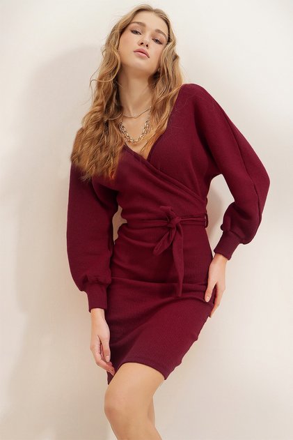 Burgundy Double Breasted Collar Bat Sleeve Belted Waist Camisole Dress Alc-X7623