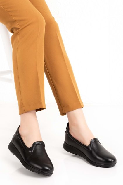Women's Black Genuine Leather Classic Casual Shoes Vdt.910 - - 37