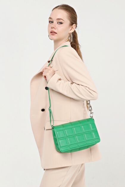 Emerald Green Color Square Embroidered Plastic Chain Strap Hand and Shoulder Bag Gc003405