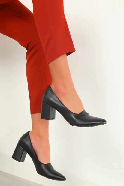 julude Siyah Topuklu Kadın Ayakkabı - 1