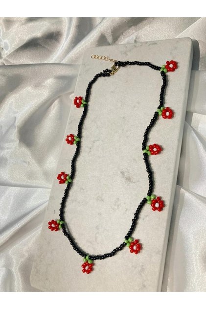 Black Red Color Handmade Daisy Bead Necklace