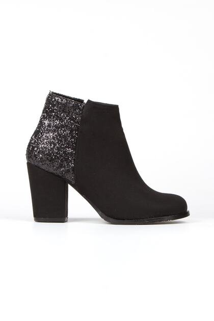 Starly Black Luxury Suede Back Detailed Heeled Boots Bottie