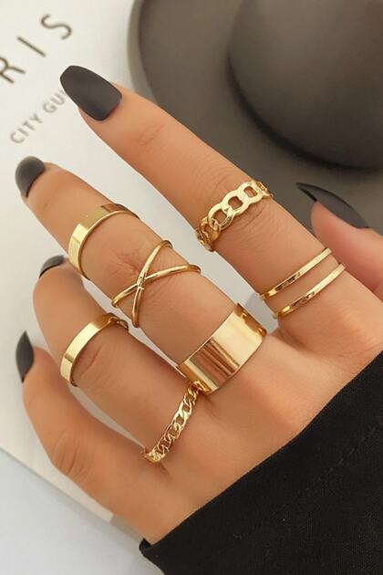 Set of 8 Design Rings Gold Color 1536 (4 PIECES CAN BE ADJUSTED)