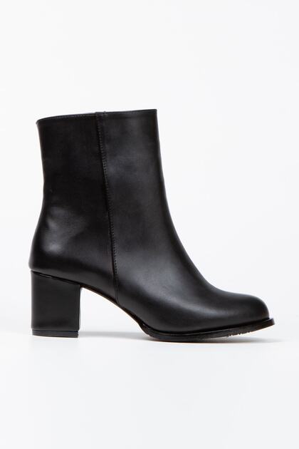 Feli Black Imported Leather Thick Heel Boots