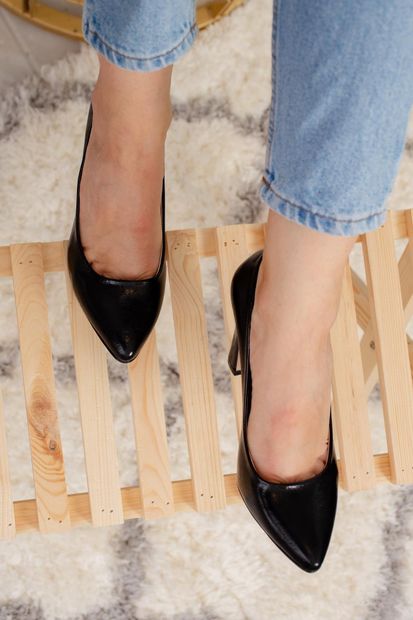 Limoya Joan Siyah Kırışık Deri Rugan Stiletto Ayakkabı - 2