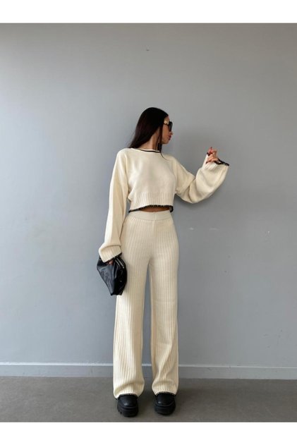 Mooi Boutique Handcrafted Sewing Detailed Knitwear Agatha Suit 8193 - Ecru