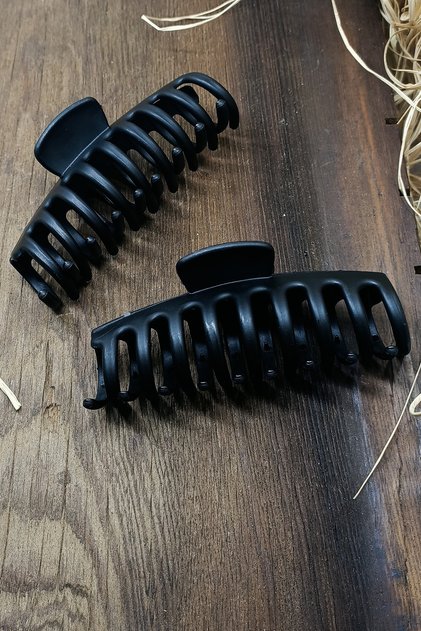 Women's 2-Piece Black Color Scythe Latch Buckle