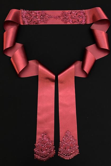 Burgundy Bridal Sash, Bridal Ribbon, Bridal Waist Belt, Sister Sash, Shiny Laced