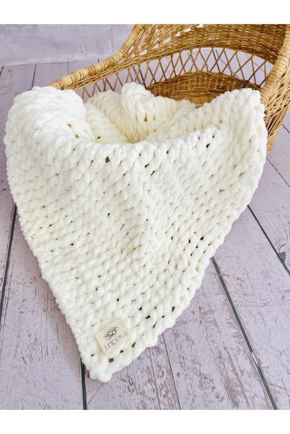 Puffy Hand Knitted Multi-Purpose Wellsoft Baby Blanket Cream