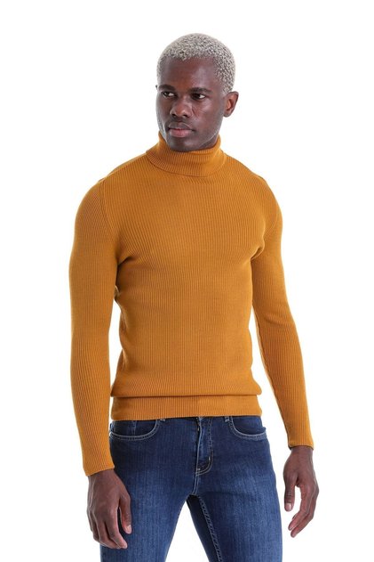 Saffron Comfort Fit Ribbed Turtleneck Wool Wool Sweater
