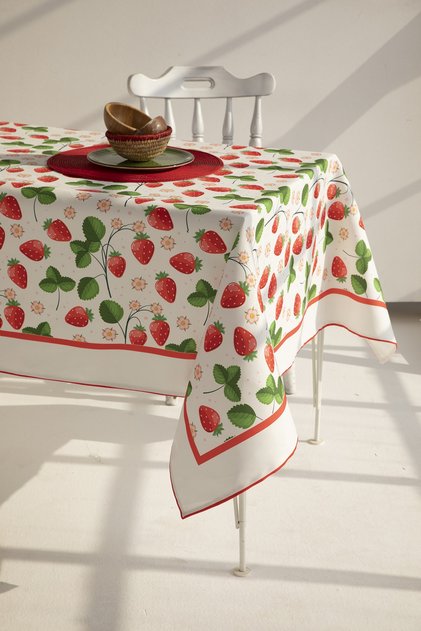 Ays Home Strawberry Pattern Dining Table Cloth