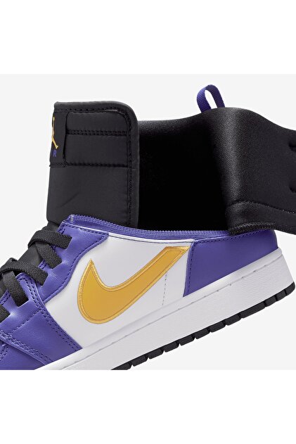 Nike Air Jordan 1 Hi Flyease 