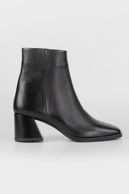 Kadın Siyah Hakiki Deri 35-40 Numara Bot & Bootie