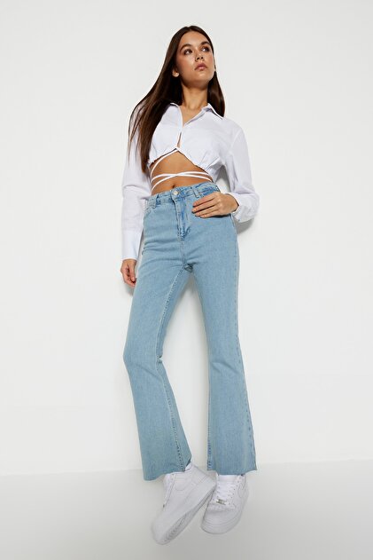 Trendyol Collection Light Blue High Waist Crop Flare Jeans