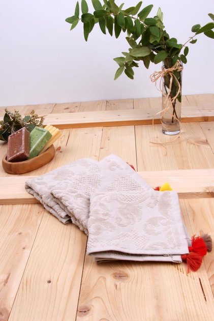 Jacquard Tasseled 3-Piece Velvet 30x30 Kitchen Guest Towel