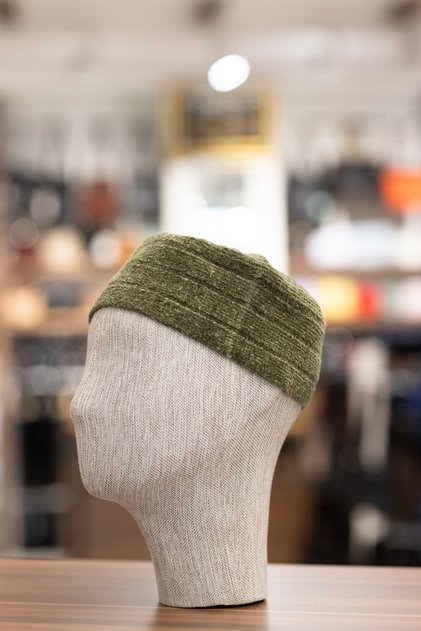المخملية محبوك Skullcap الصلاة Skullcap